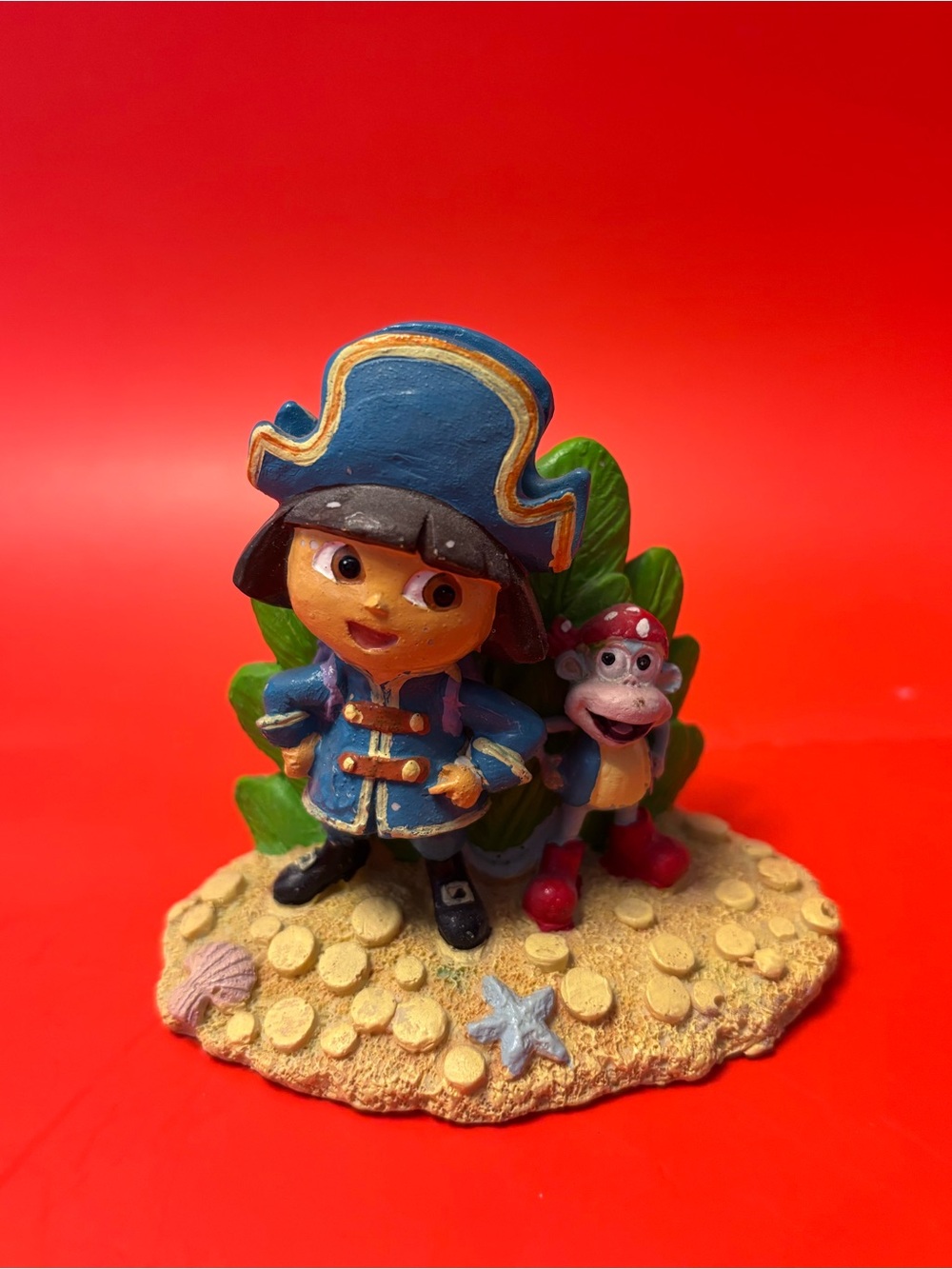 Vintage 2006 Penn-Plax Dora Pirate & Boots Resin Aquarium Ornament (DRR4)